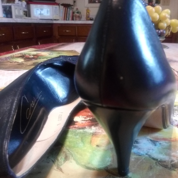 SIZE 8 S CARESSA HIGH HEELS - Picture 8 of 10